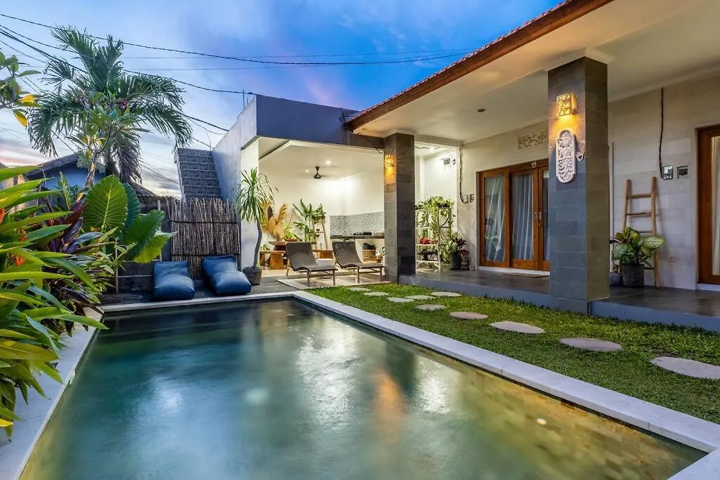 Charming 3 Bedroom Villa Close Berawa Beach Canggu  Indonesia