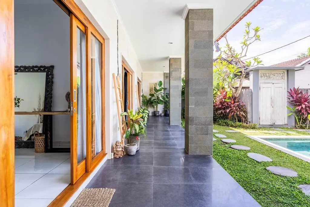 Charming 3 Bedroom Villa Close Berawa Beach Canggu  Indonesia